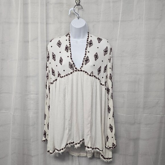 Free People White Plum Peasant Blouse Boho Embroidered Gypsy Hippie M - Picture 1 of 11